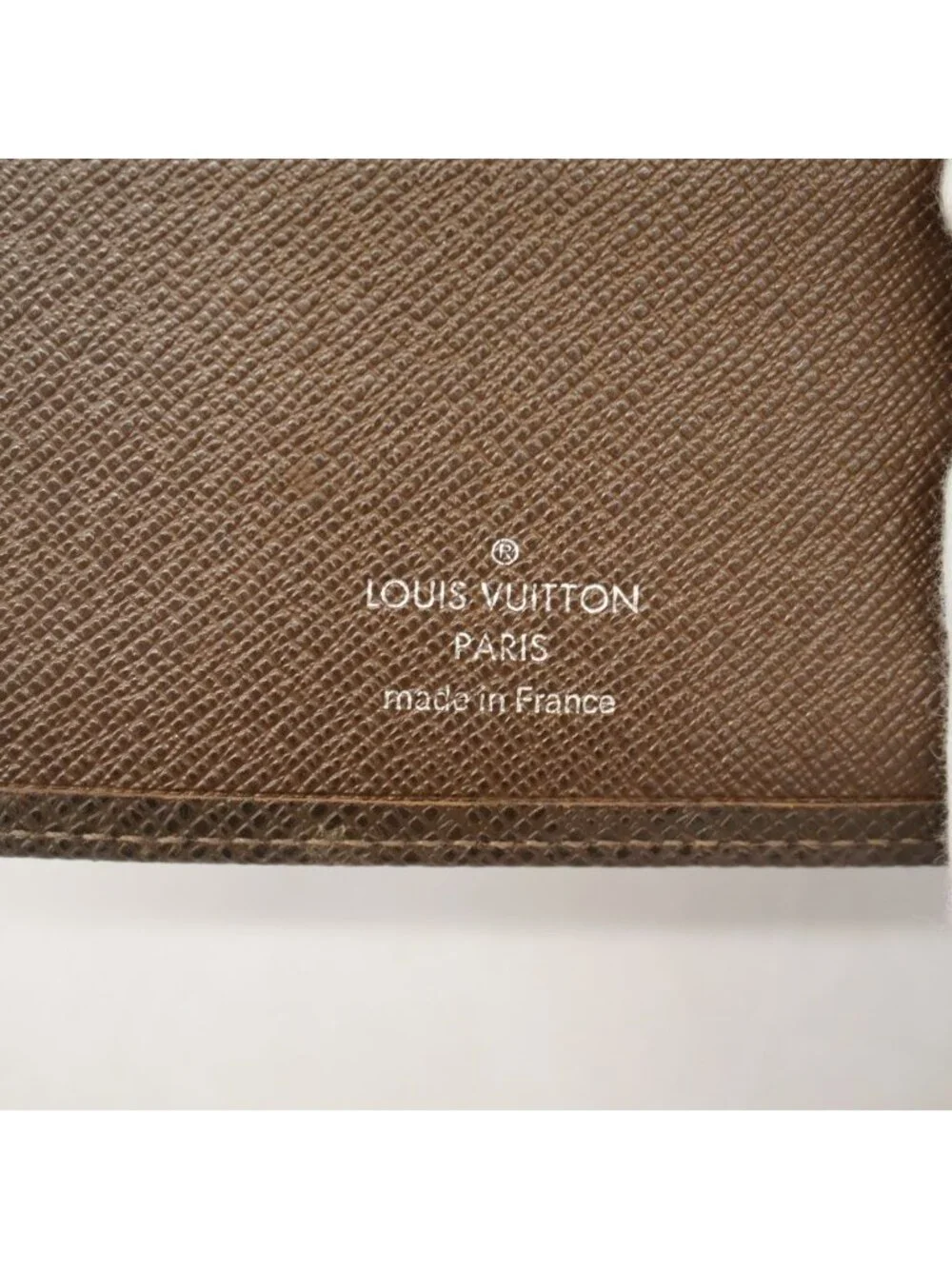 Louis Vuitton Notebook Cover Taiga Agenda MM Grizzly